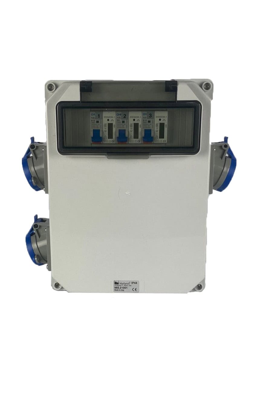 AANSLUITKAST zijkant 3 WCD CEE 16A / 3x KWH meter IP44 - GEMONTEERD