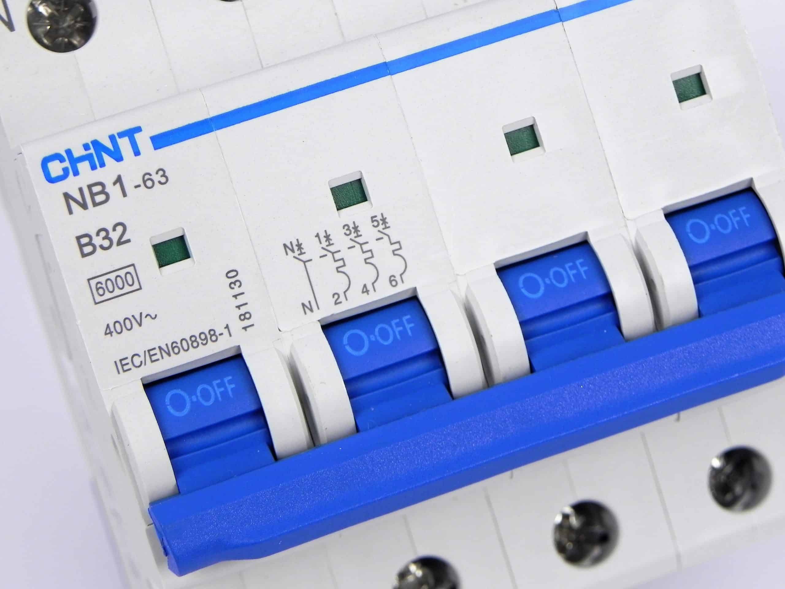 32AMP AUTOMAAT 3P+N TYPE B 6KA MCB